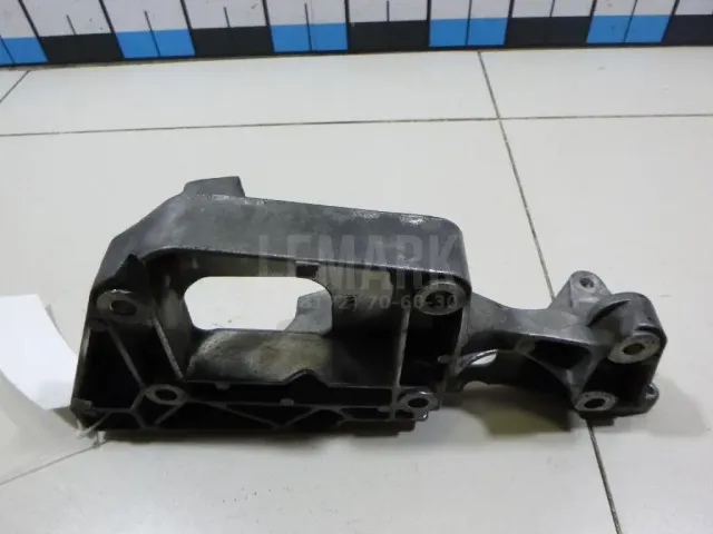 Кронштейн генератора для  Exeed VX (M36T) 2021