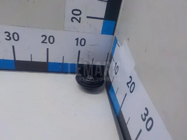 Крышка масляного фильтра