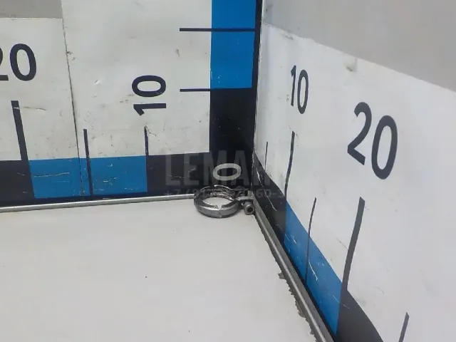 Зажим