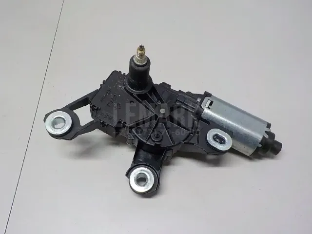 Моторчик стеклоочистителя задний для  Audi A8 [4D] 1999-2002