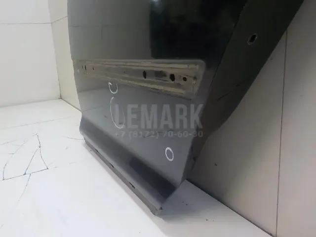 Дверь задняя левая