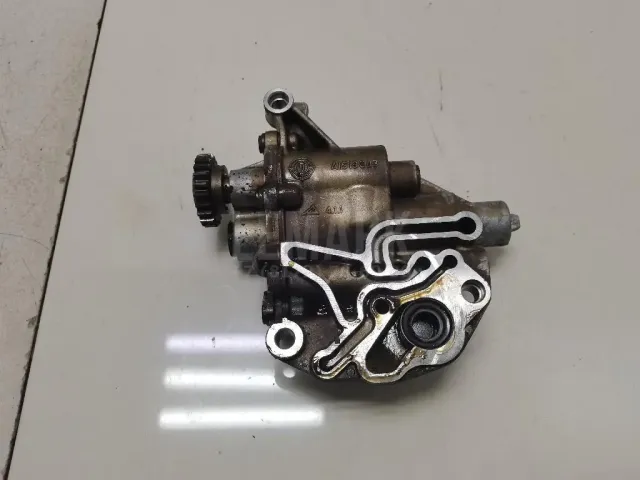 Насос масляный для  BMW 2-serie F22/F23/F87 2013-2020