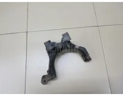 Кронштейн двигателя