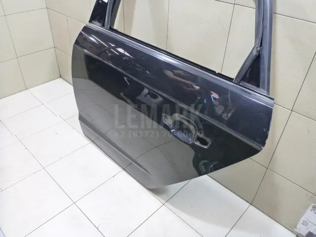 Дверь задняя левая