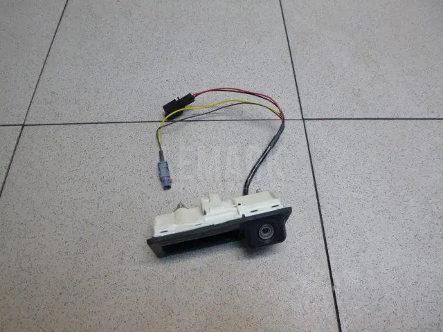 Кнопка открывания багажника для  Ford Kuga 2008-2012