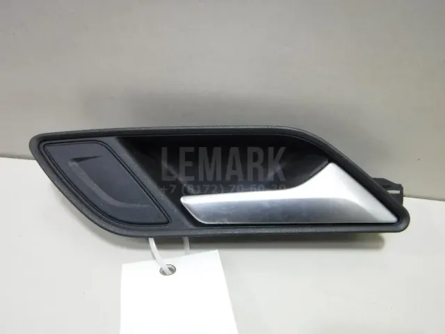 Ручка двери задней внутренняя правая для  Chrysler Pacifica 2017