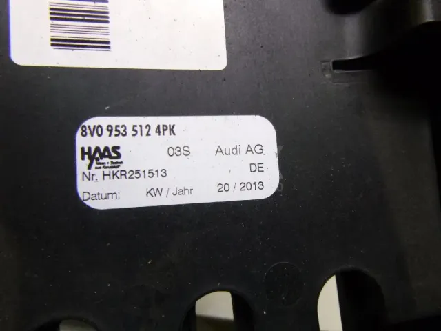 Кожух рулевой колонки нижний для  BMW 4-serie G22/G23 2020