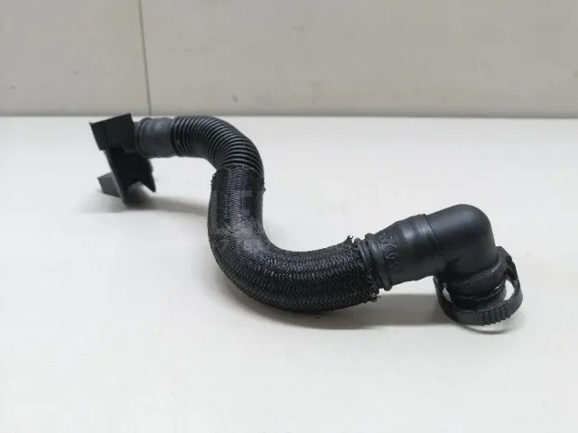 Трубка картерных газов
