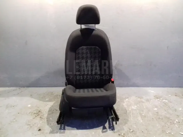 Сиденье переднее правое для  Brilliance M2 2006-2012