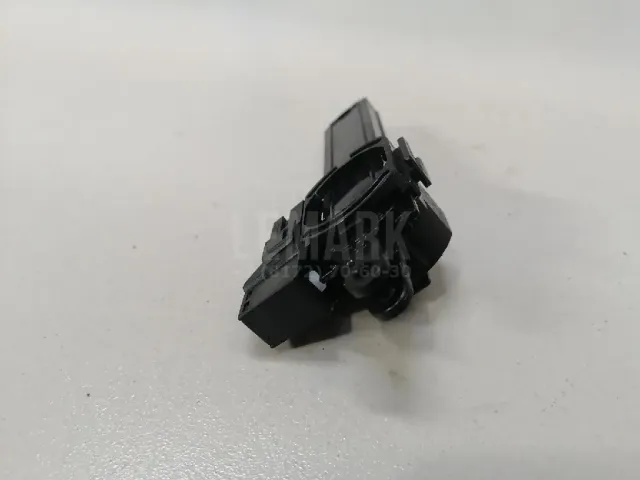 Демпфер бардачка для  Audi A3 [8V] 2013-2020