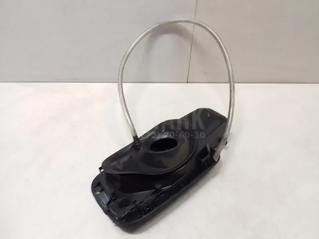 Ниша лючка бензобака для  Ford Kuga 2008-2012