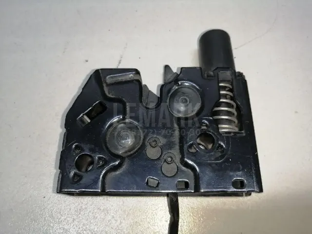 Замок капота для  Citroen Saxo 1996-1999
