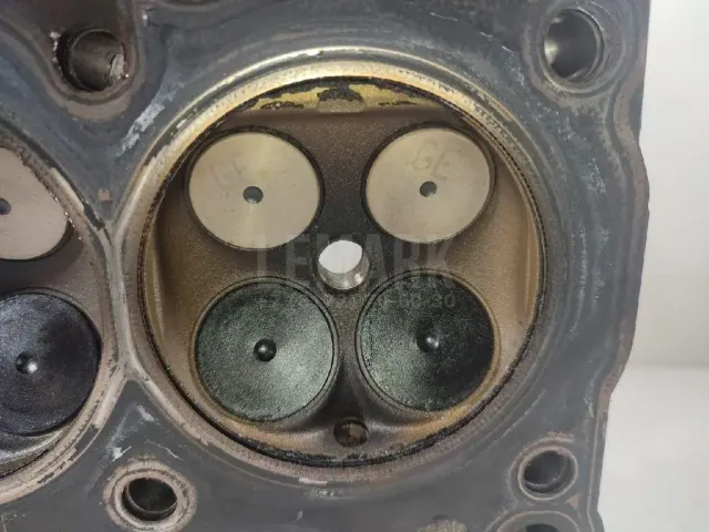 Головка блока для  Citroen C4 II 2011-2022