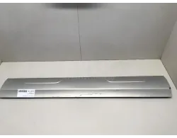 Накладка двери передней правой
