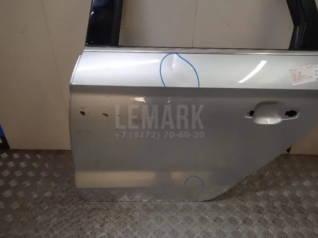 Дверь задняя левая