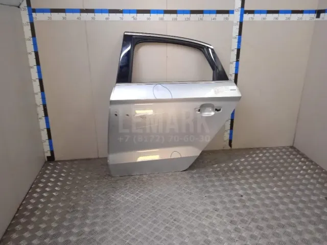 Дверь задняя левая