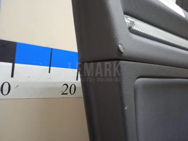 Обшивка двери передней левой для  BMW X5 E53 2000-2007