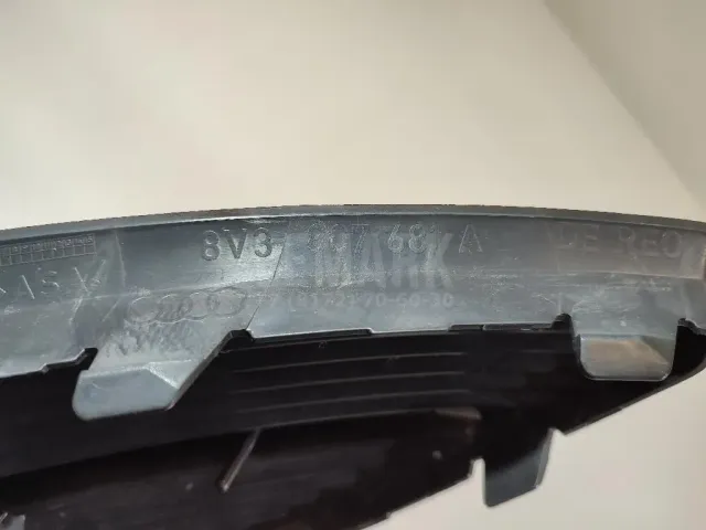 Решетка в бампер левая для  BMW X5 G05 2018