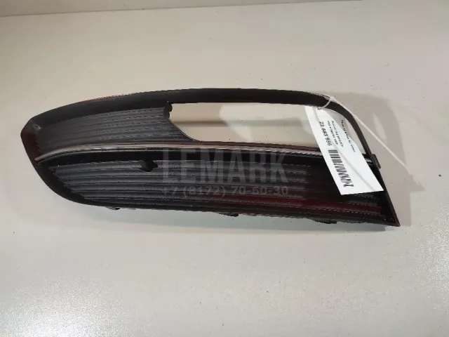 Решетка в бампер левая для  BMW X5 G05 2018