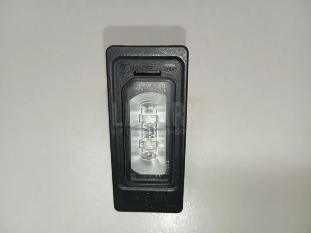Фонарь подсветки номера