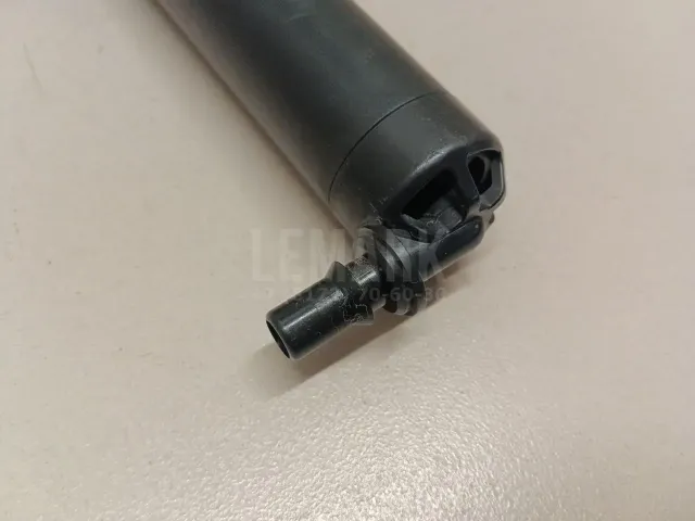 Форсунка омывателя фары