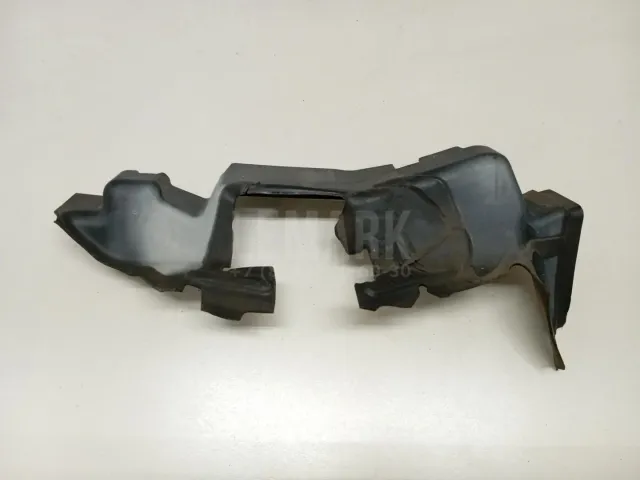 Воздуховод радиатора правый для  Ford Kuga 2008-2012