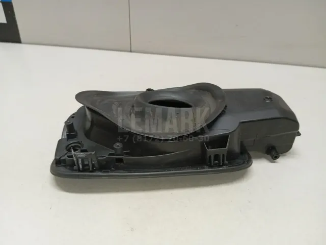 Ниша лючка бензобака для  Ford Kuga 2008-2012