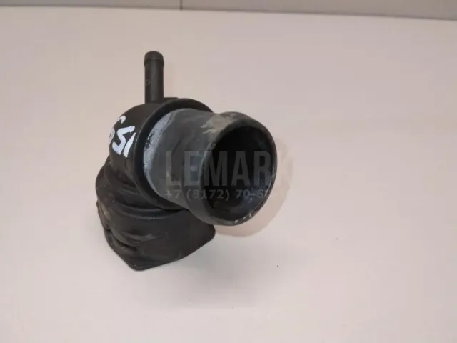 Фланец двигателя системы охлаждения