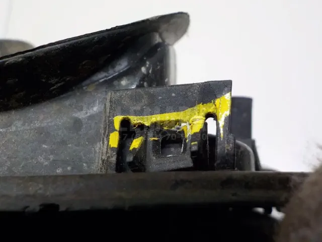 Ниша лючка бензобака для  Ford Kuga 2008-2012