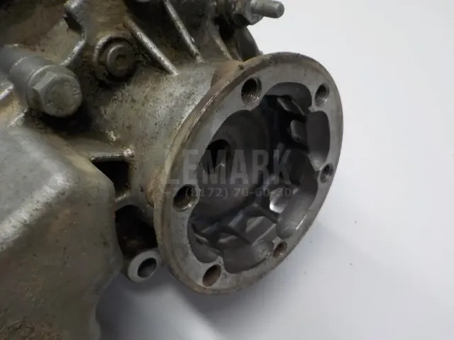 Коробка раздаточная для  Audi 100/200 [43] 0-1983