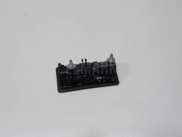 Кнопка открывания багажника