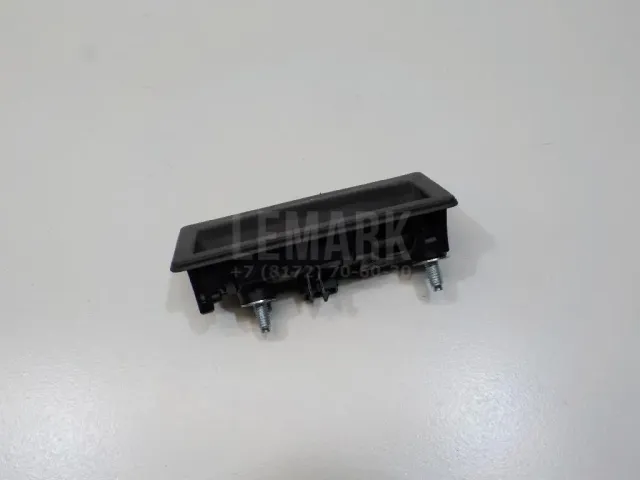 Кнопка открывания багажника для  Ford Focus IV 2018