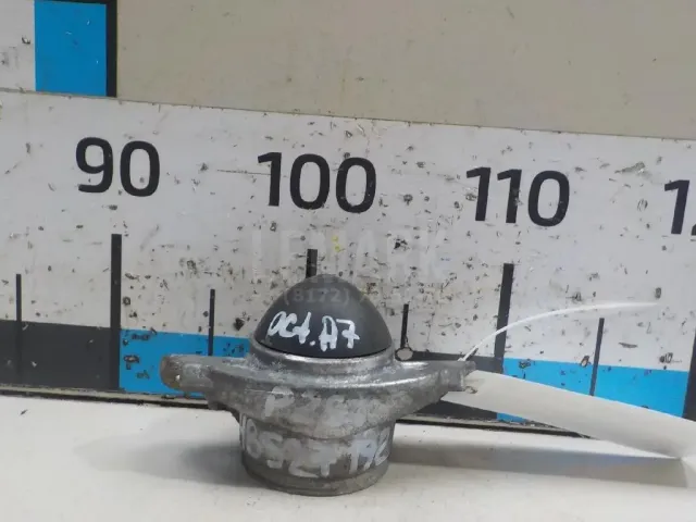 Опора заднего амортизатора