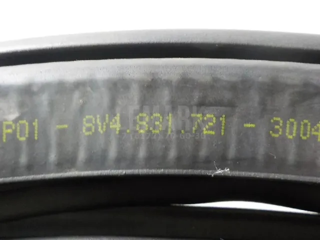 Уплотнитель двери для  Audi TT(8S) 2015