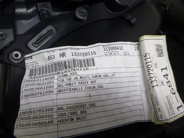Обшивка двери задней правой для  Cadillac SRX 2009-2016