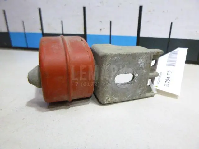 Кронштейн глушителя для  Citroen C5 2004-2008