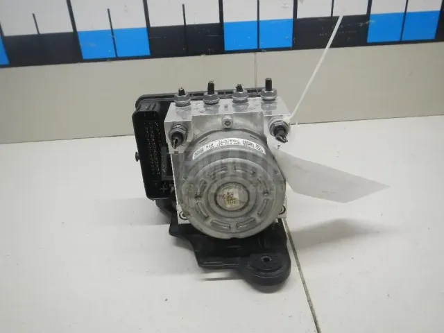 Блок ABS (насос)