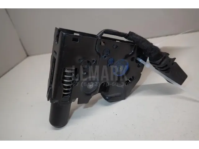 Замок капота для  Ford Fiesta 2008-2019