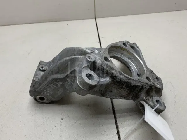 Кулак поворотный передний левый для  Ford Focus I 1998-2005