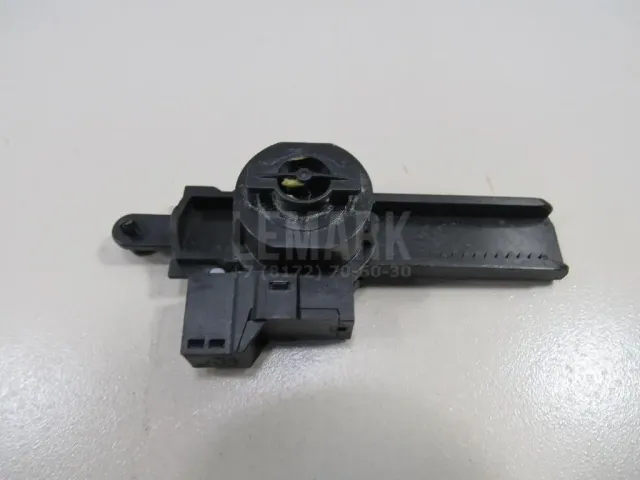 Демпфер бардачка для  Ford Focus I 1998-2005