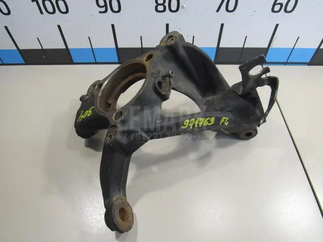 Кулак поворотный передний левый для  Ford Focus I 1998-2005