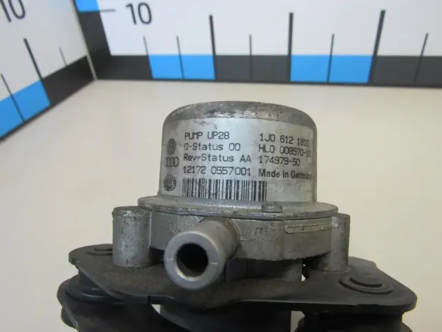 Насос вакуумный для  Audi 80/90 [B3] 1986-1991