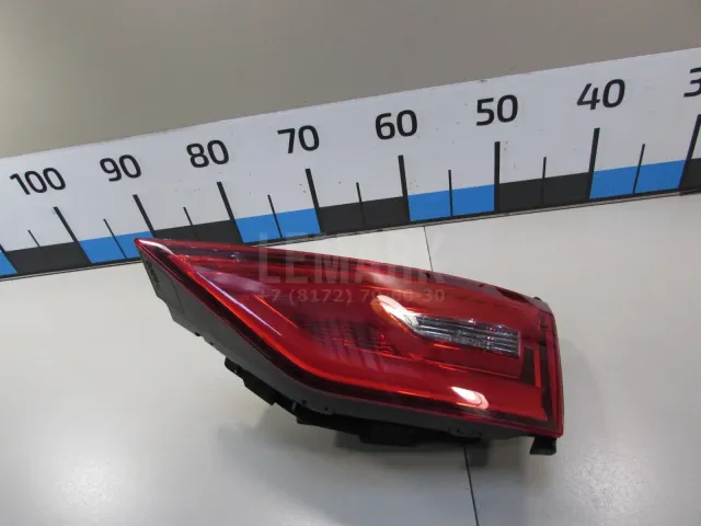 Фонарь задний внутренний правый для  Citroen C8 2002-2014