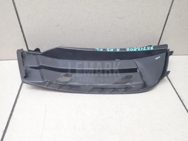Решетка в бампер левая для  BMW X5 G05 2018