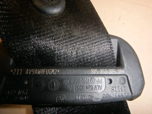 Ремень безопасности с пиропатроном для  Audi A6 [C6,4F] 2004-2011