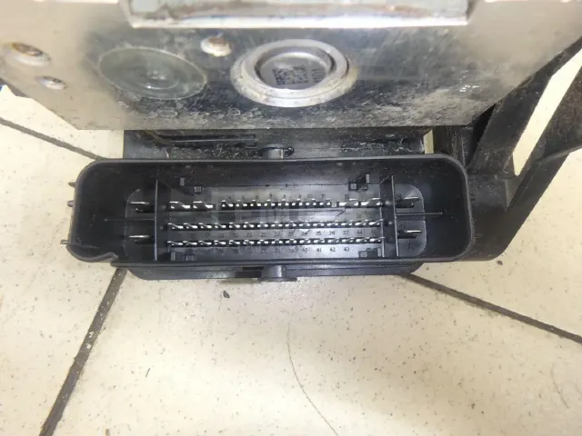 Блок ABS (насос)