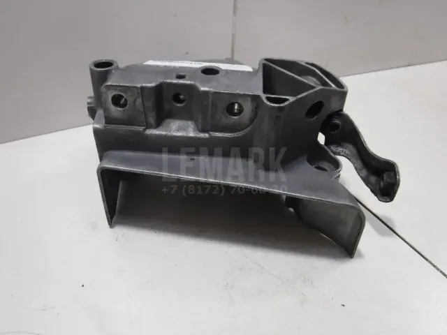 Кронштейн двигателя правый для  Citroen C5 2004-2008