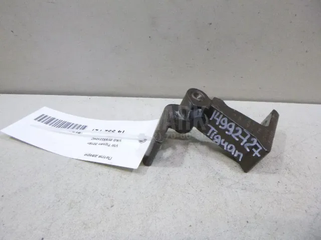 Петля двери для  Alfa Romeo 147 2001-2010
