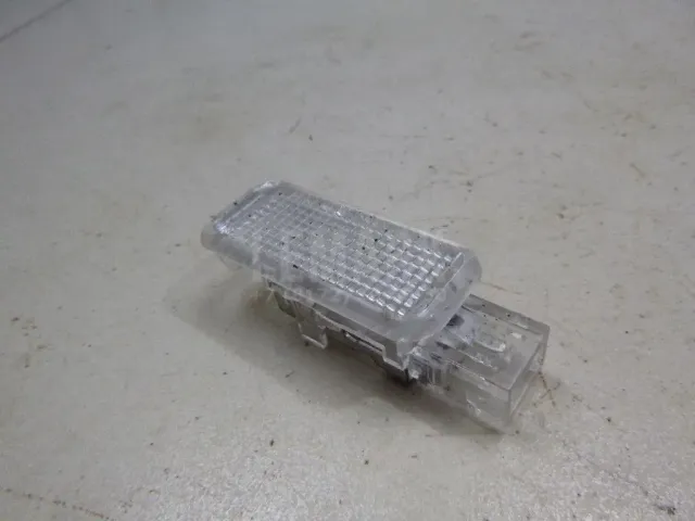 Плафон салонный для  Ford Escape EUR 2007-2009