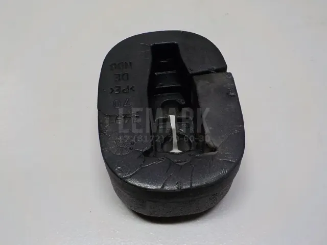 Уплотнитель (внутри) для  Audi A4 [B7] 2005-2007